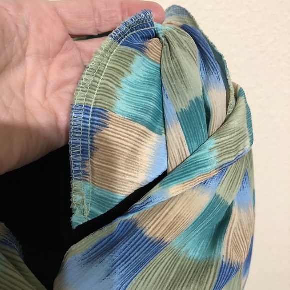 Colorful Checkered Button-Up Shirt - Picture 4 of 4